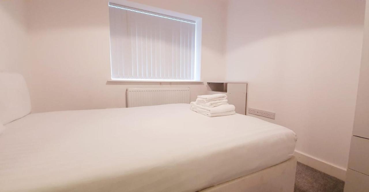 Ilivsidney Apartment Liverpool Exterior photo